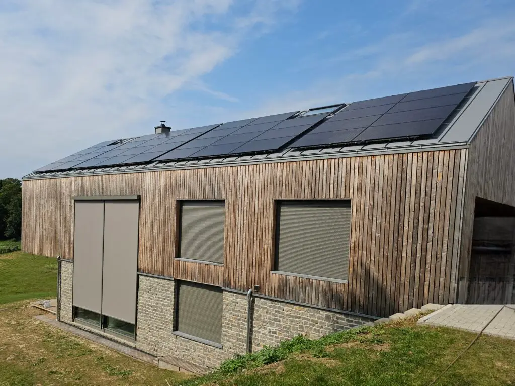 Haus mit Photovoltaikanlage